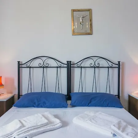 Casa Vacanza Trilocale 67bis * Sant'Andrea (Apulia)
